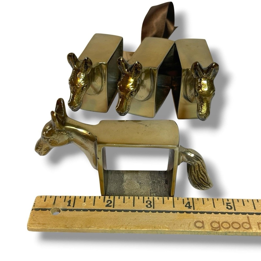 New Boxwoods Set of 4 Brass Tone Horse Napkin Rings Equestrian Table Decor - Picture 7 of 8
